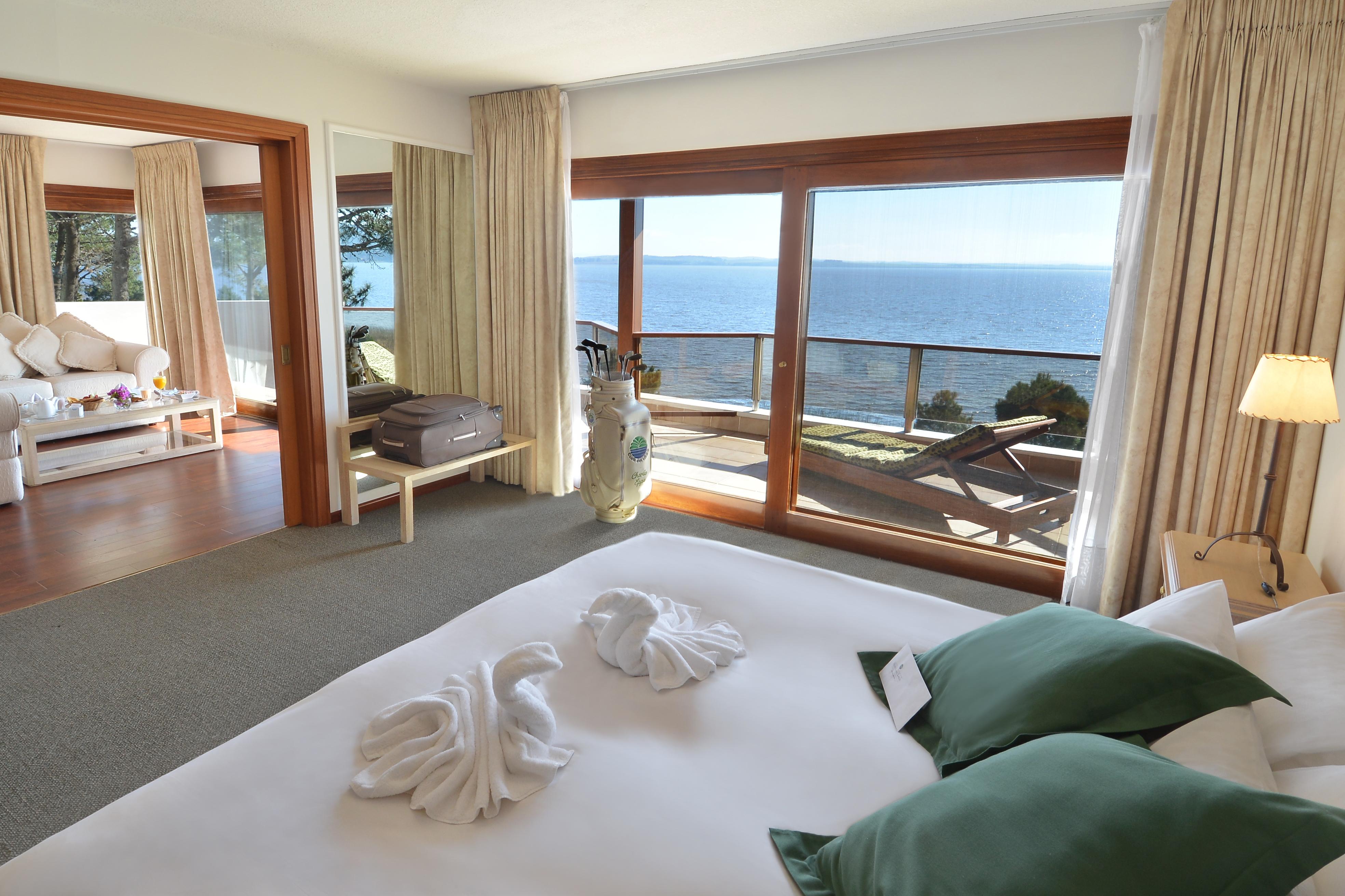 Hotel Del Lago Golf & Art Resort Punta Ballena Exterior photo