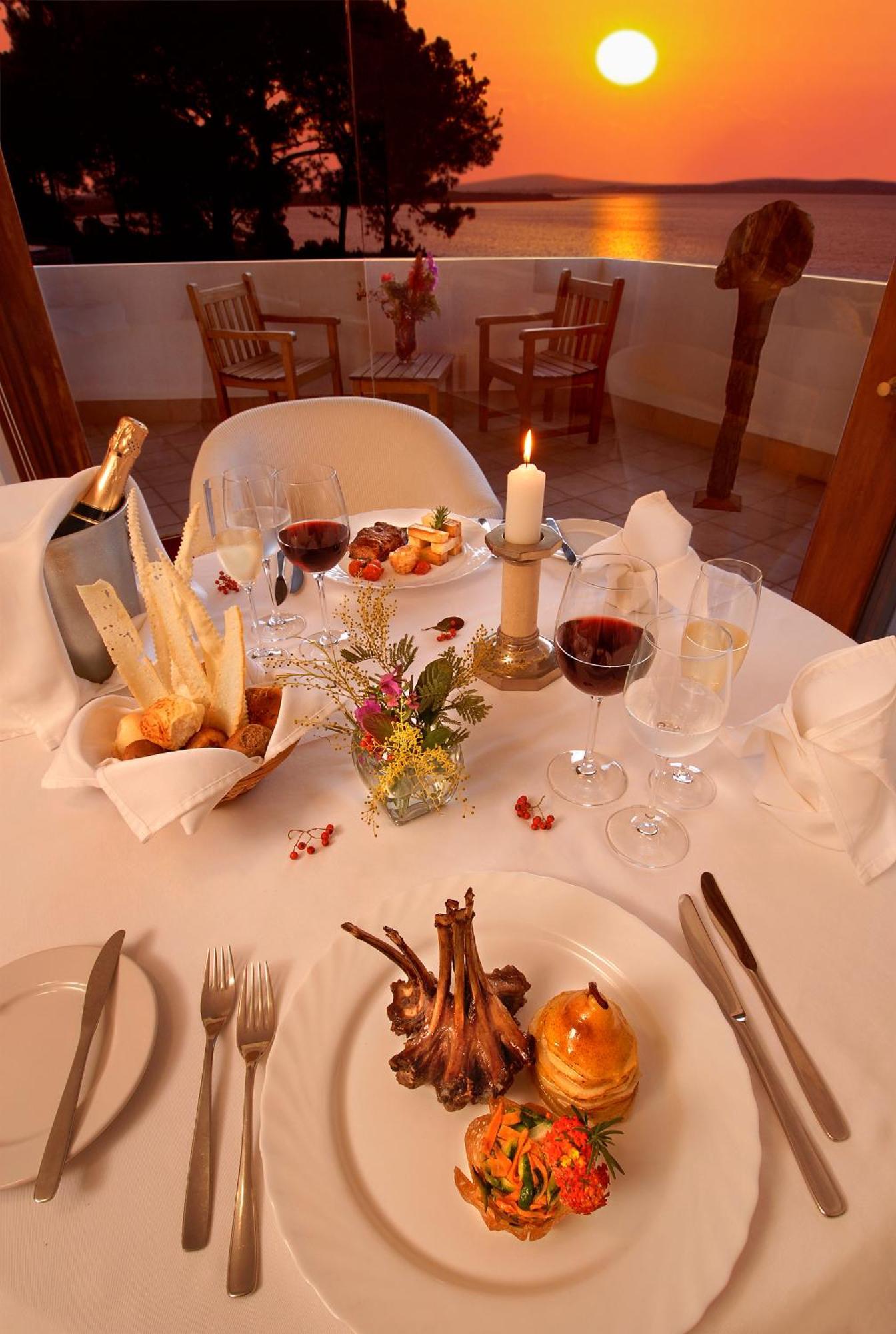 Hotel Del Lago Golf & Art Resort Punta Ballena Restaurant photo